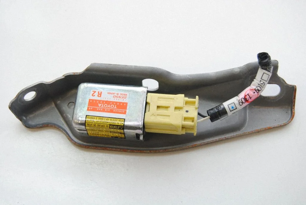 Drošības spilvenu trieciena sensors – Lexus GS 300 350 430 450H (2005-2012)