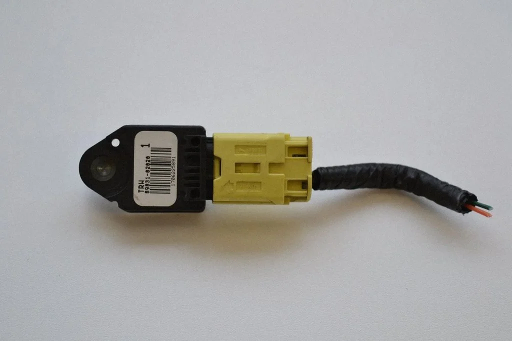 Drošības spilvenu trieciena sensors 8983102020
