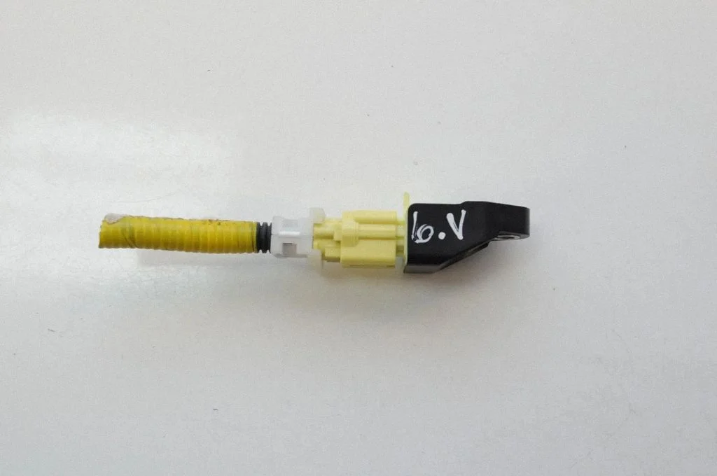 Airbag deployment crash/impact sensor – Subaru Outback (2007-2009)