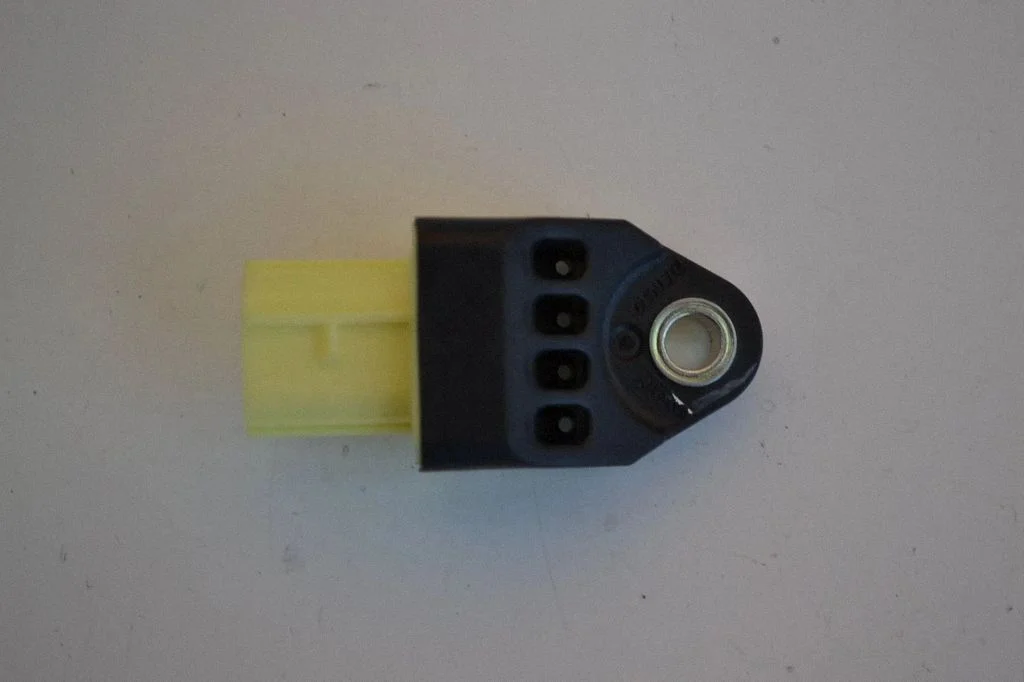 Airbag deployment crash/impact sensor – Lexus RX III (2008-2015)