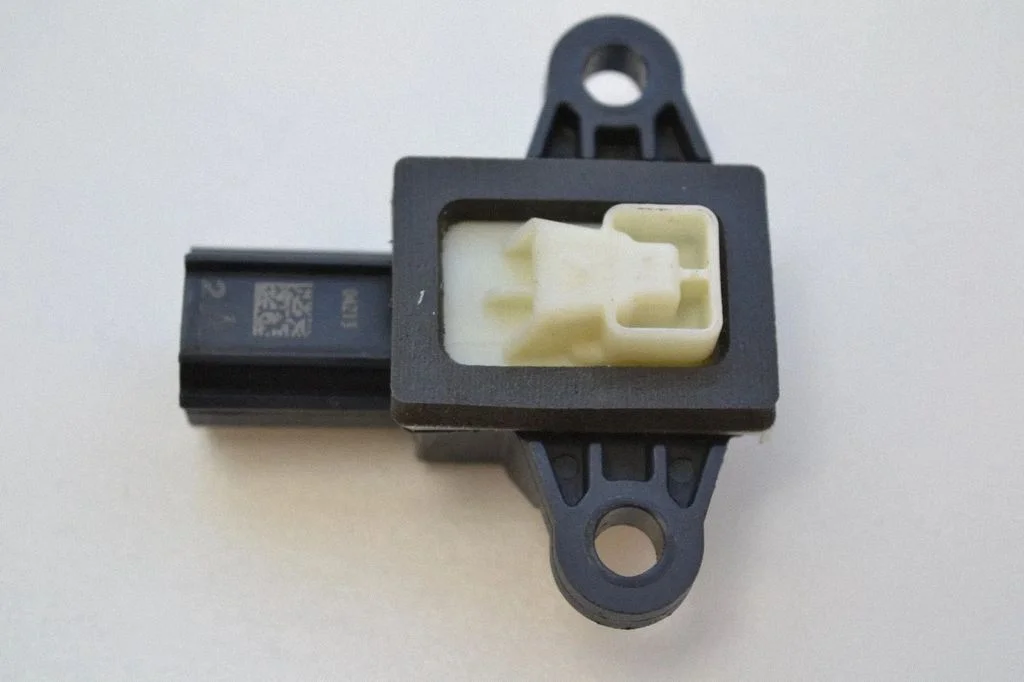 Drošības spilvenu trieciena sensors – Jaguar XJ X351 (2009-2019)