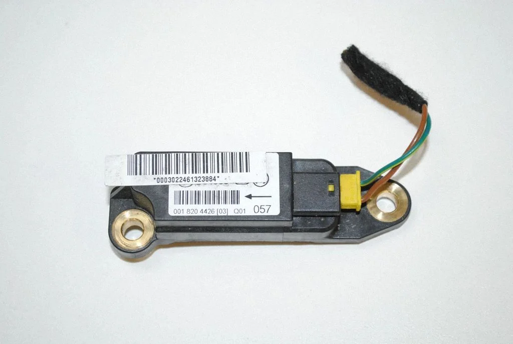 Airbag deployment crash/impact sensor – Mercedes-Benz C-Class W203 (2000-2007)