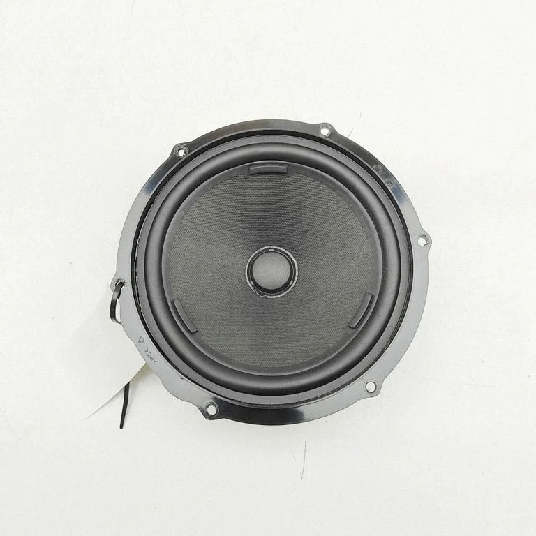 Tagaukse kõlar(id) 7T0035454A