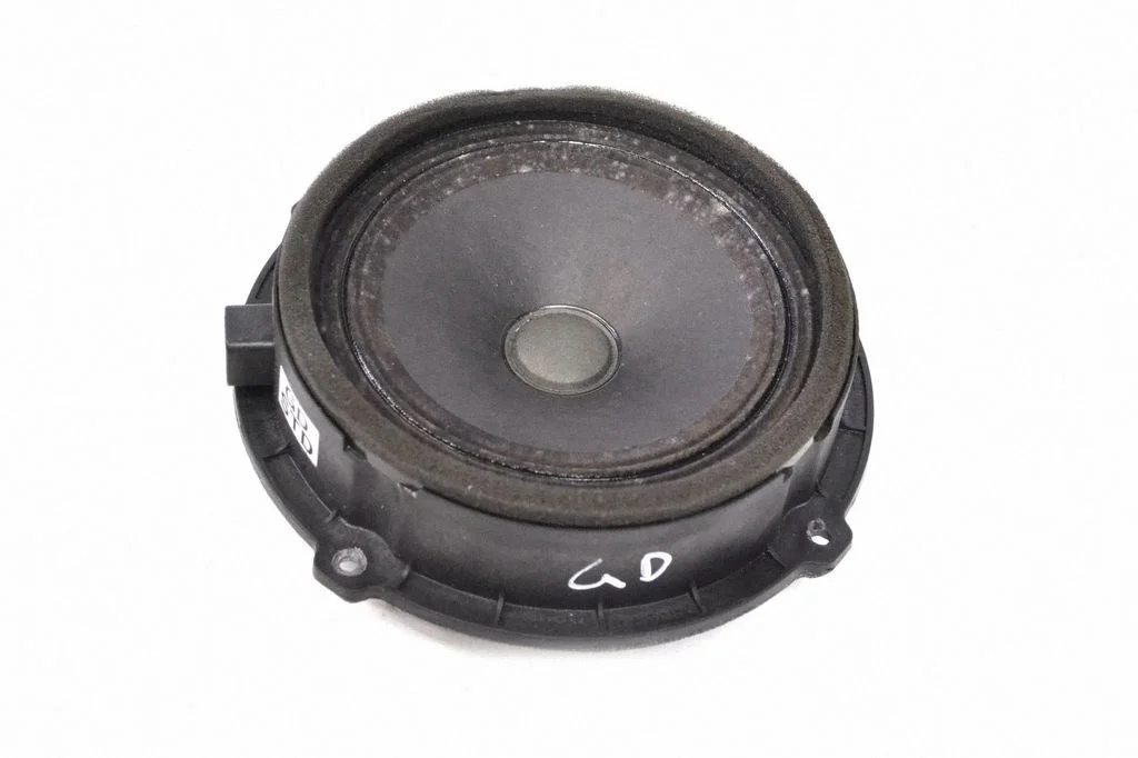 Rear door speaker – Hyundai i30 (2013-2016)