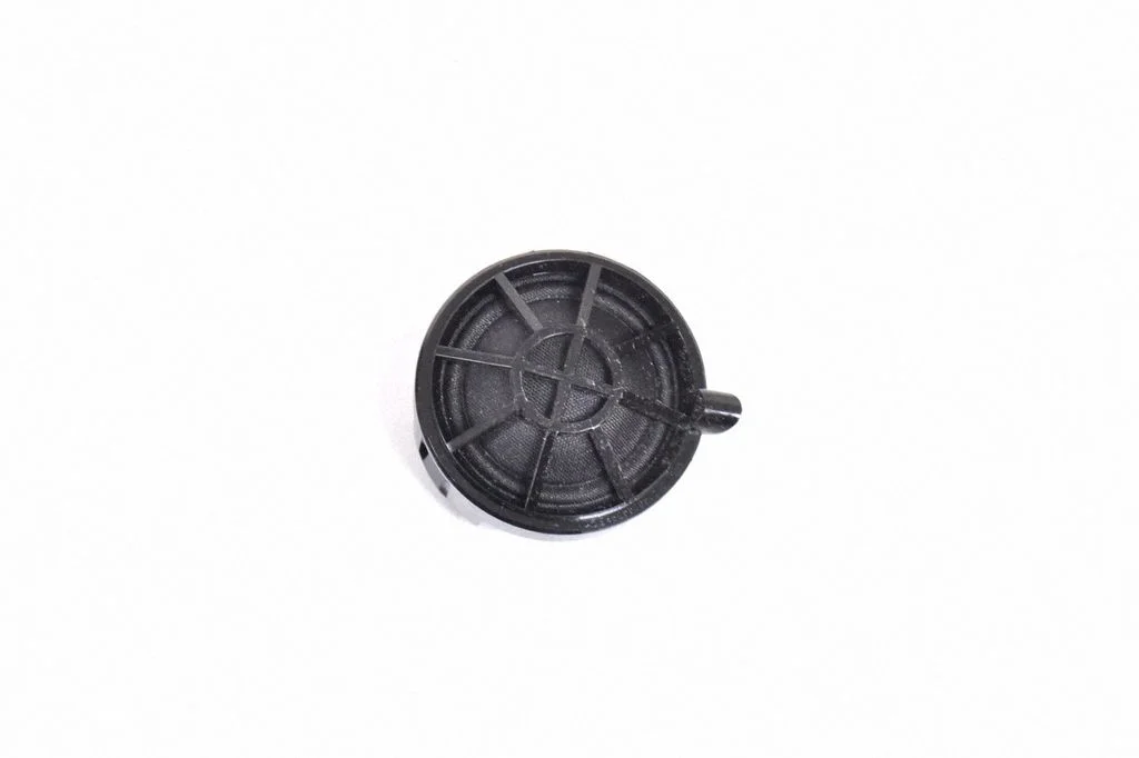 Skaļrunis (-ņi) aizmugurējās durvīs A2319062200