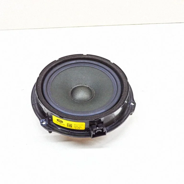 Skaļrunis (-ņi) aizmugurējās durvīs JJ3218808BA