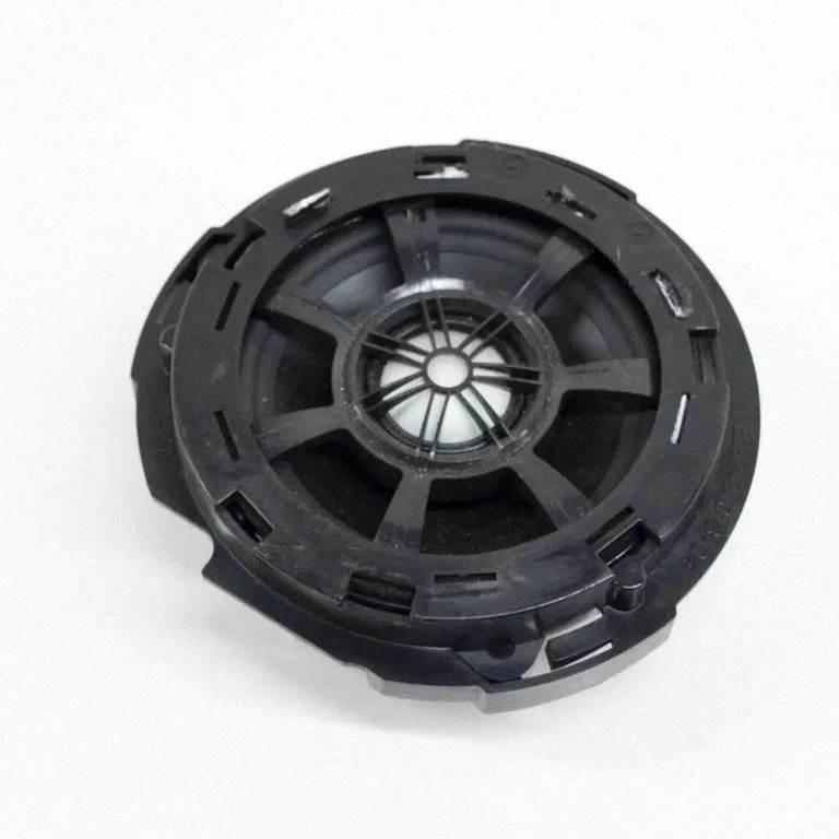 Skaļrunis (-ņi) aizmugurējās durvīs BJ3231013DE