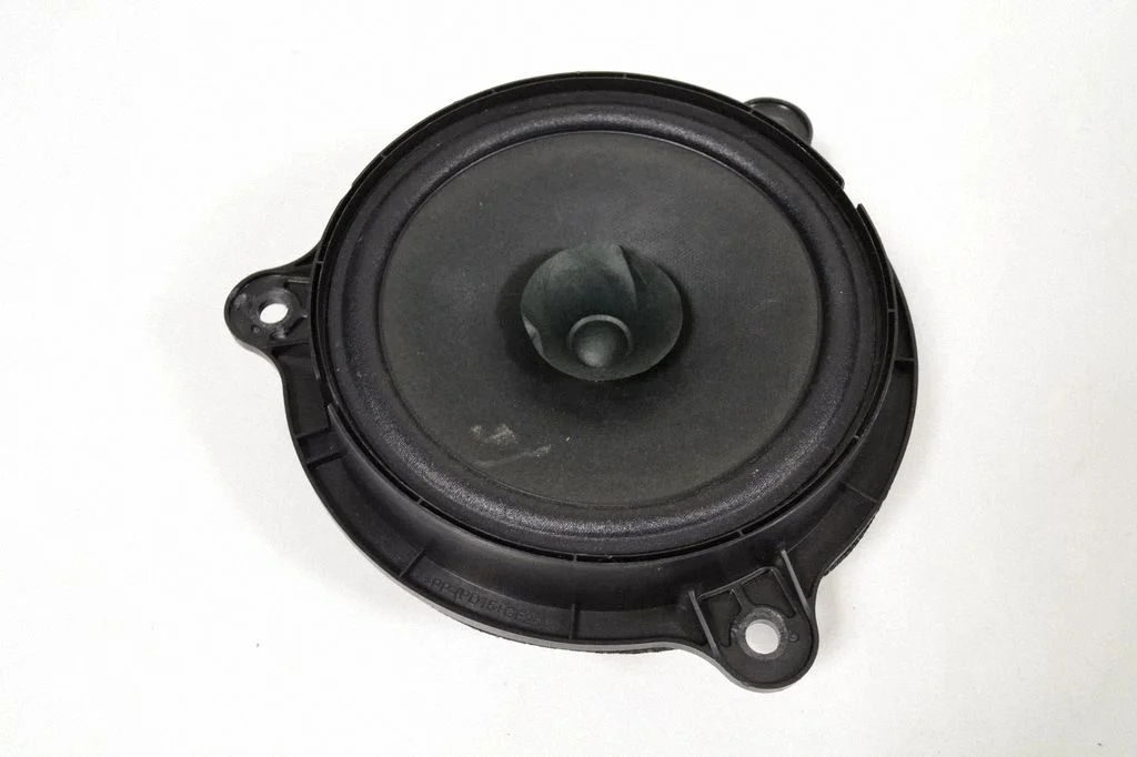 Tagaukse kõlar(id) 281563SGDA – Nissan Note (E11) (2006-2014)