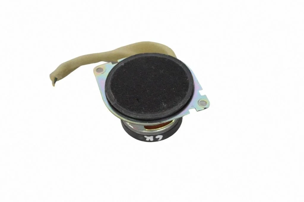 Skaļrunis (-ņi) aizmugurējās durvīs 05064360AB