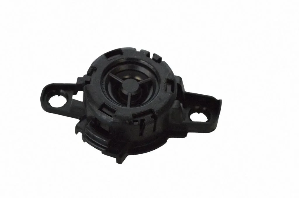 Skaļrunis (-ņi) aizmugurējās durvīs 51896526