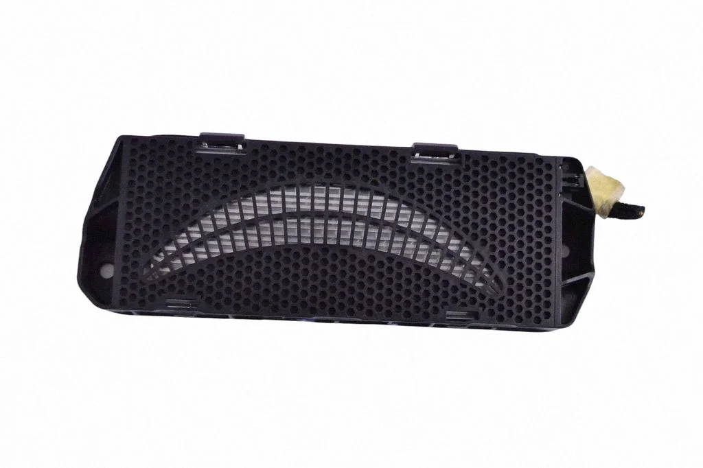 Skaļrunis (-ņi) aizmugurējās durvīs 9245810