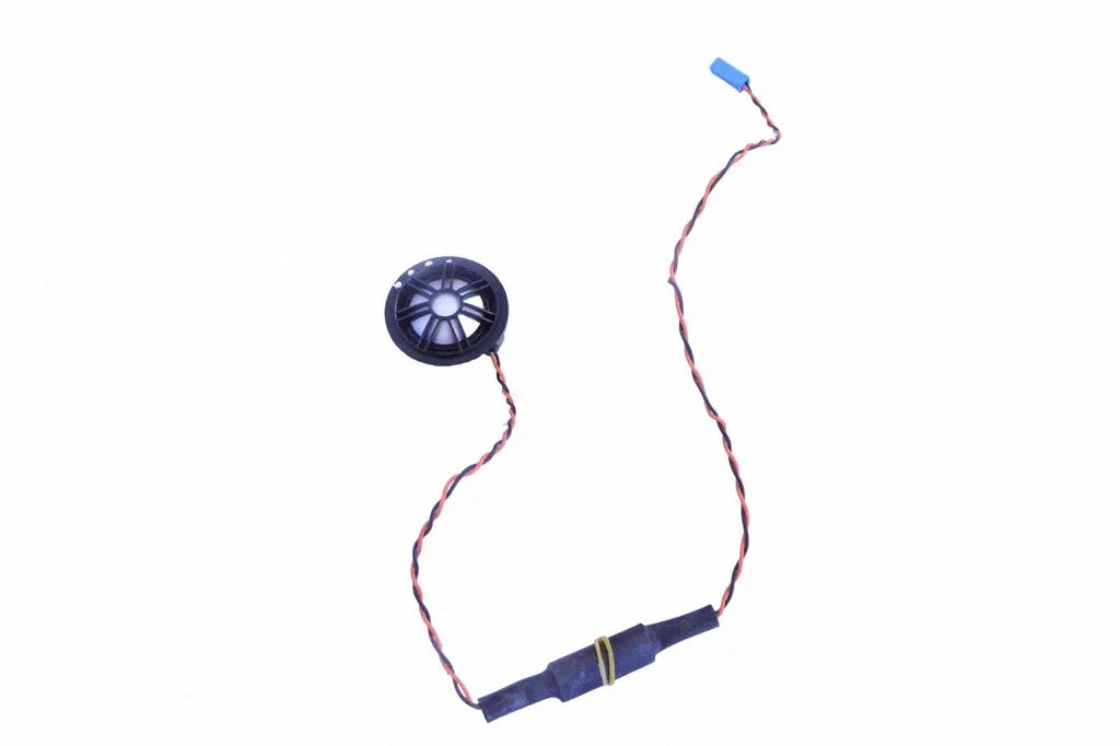 Skaļrunis (-ņi) aizmugurējās durvīs 9271836