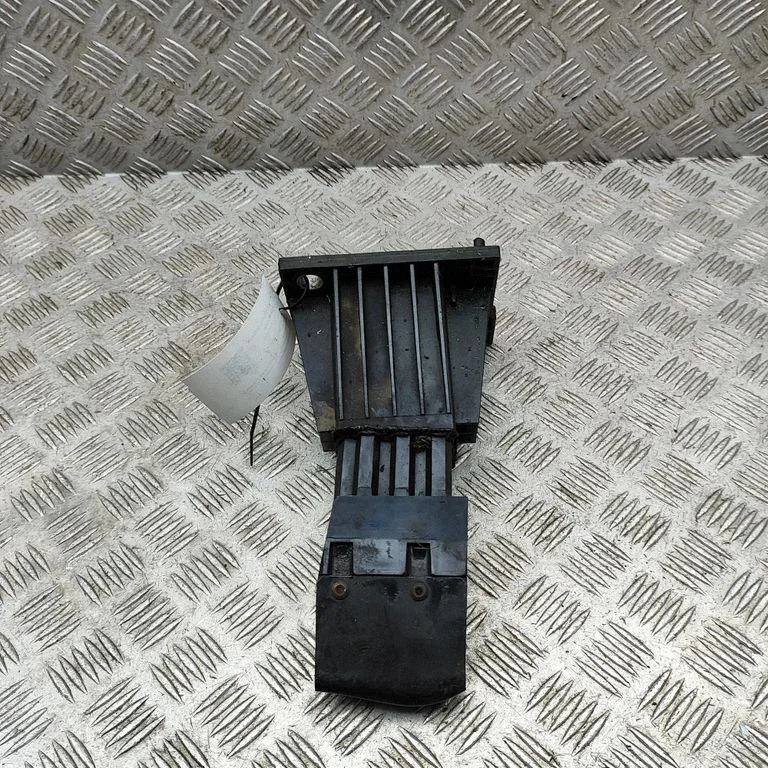 Priekšējā bampera trieciena slāpētājs 50520272