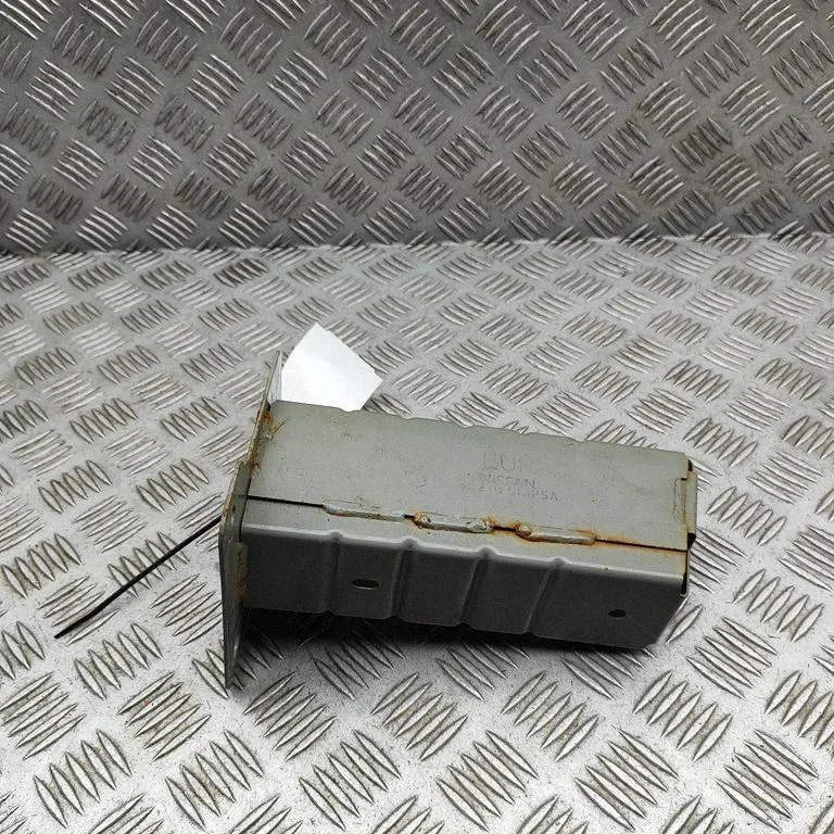 Priekšējā bampera trieciena slāpētājs 622105MP5A