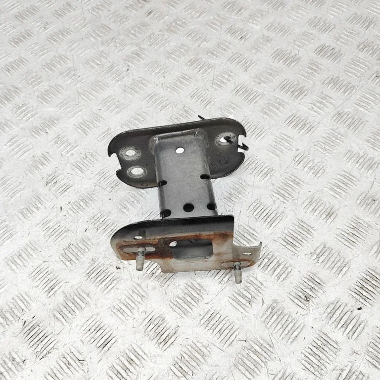 Esistange löögisummuti 852116PA0A