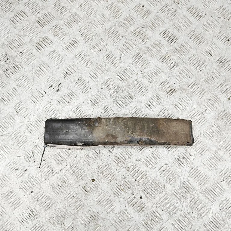 Priekšējā bampera trieciena slāpētājs FL3Z5F065C