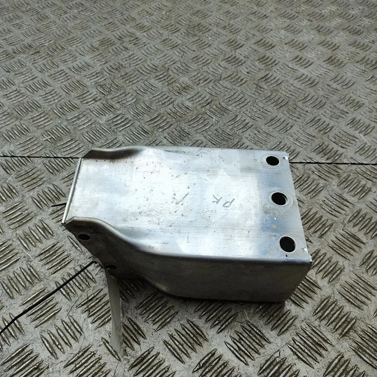 Front bumper shock/impact absorber K8D217A937