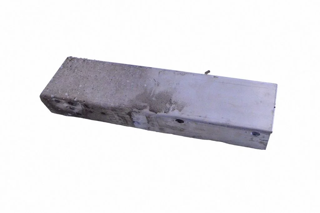 Priekšējā bampera trieciena slāpētājs 8T0807331A