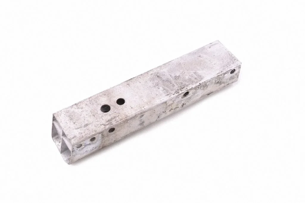 Priekšējā bampera trieciena slāpētājs 8K0807332A