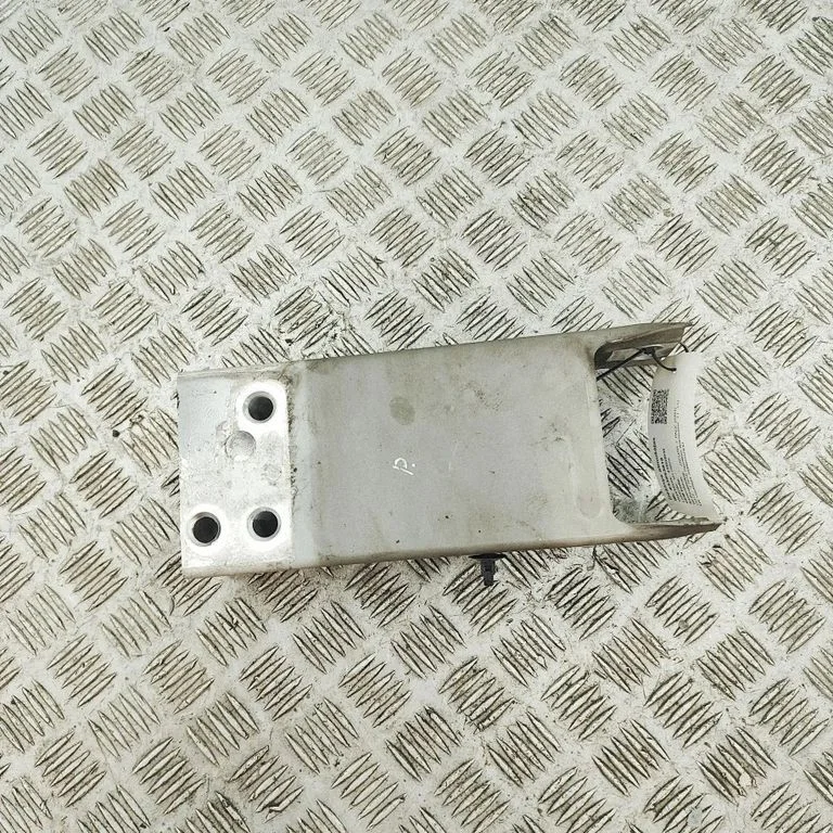 Absorber zderzaka przedniego GX7310005AJ