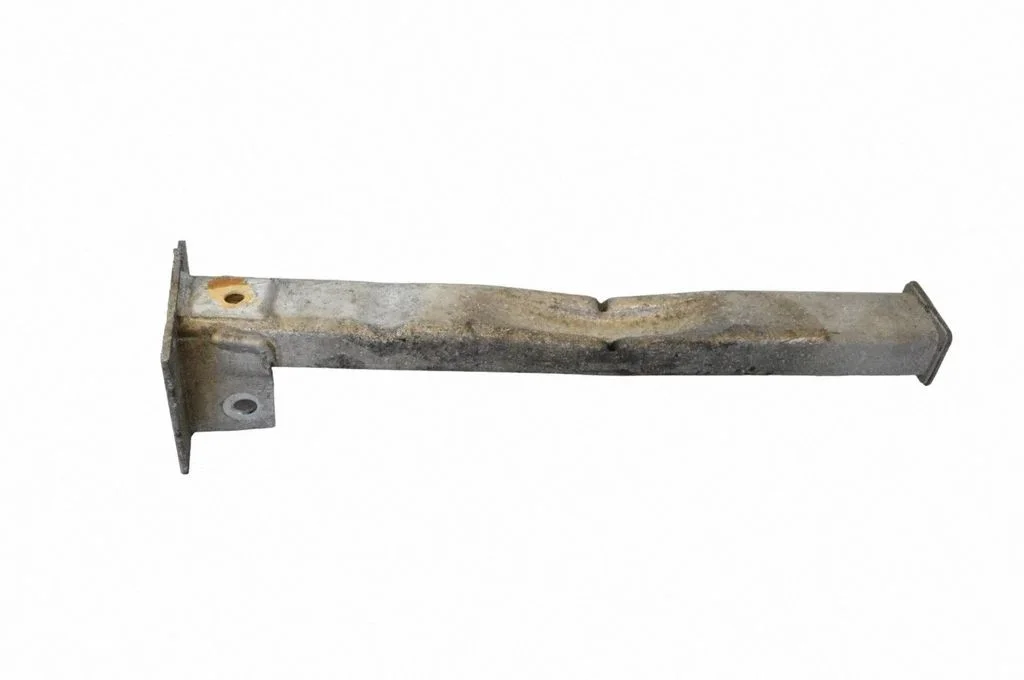 Priekšējā bampera trieciena slāpētājs – kreisā