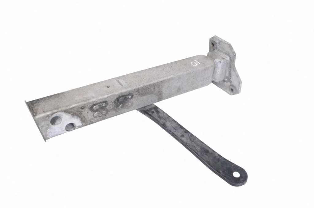 Priekšējā bampera trieciena slāpētājs 143421010