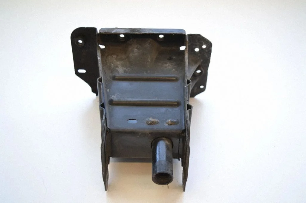 Priekšējā bampera trieciena slāpētājs – Mercedes-Benz A klase W169 (2004-2012)