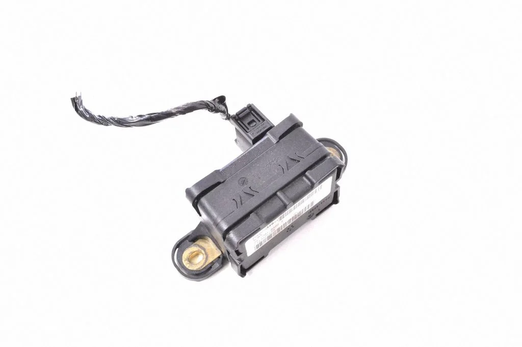 ESP acceleration yaw rate sensor – Jeep Grand Cherokee (WK) (2005-2010)