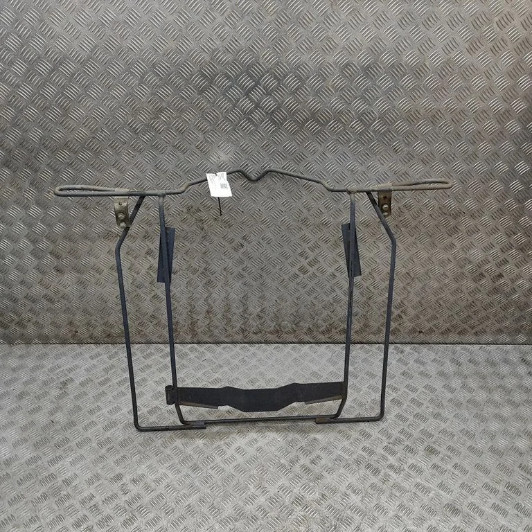 Varuratta kinnitusklamber A9064002541