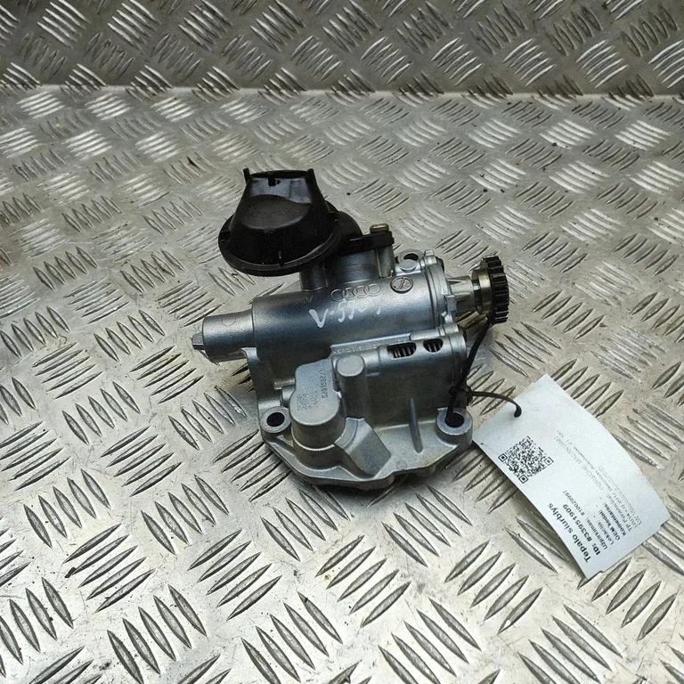 Õlipump 06L115251C