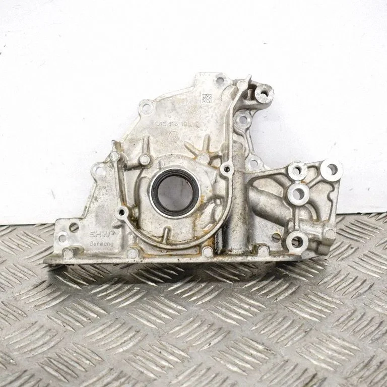 Õlipump 04C115105C