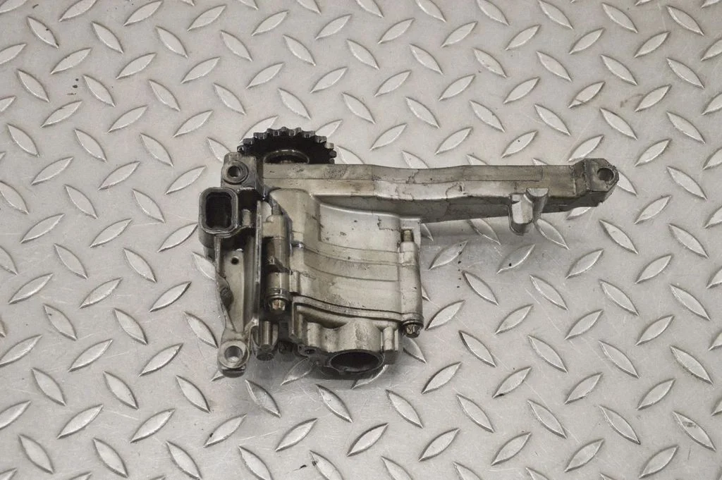 Oil pump – Mercedes-Benz Sprinter W906 (2006-2018)
