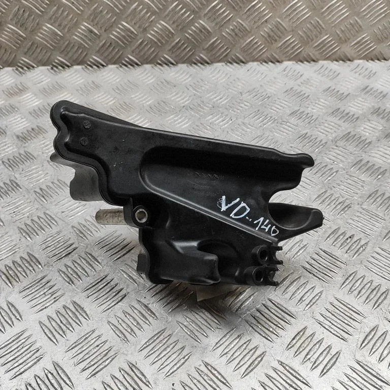 Vacuum air tank – BMW 5 Series F10 F11 (2009-2016)