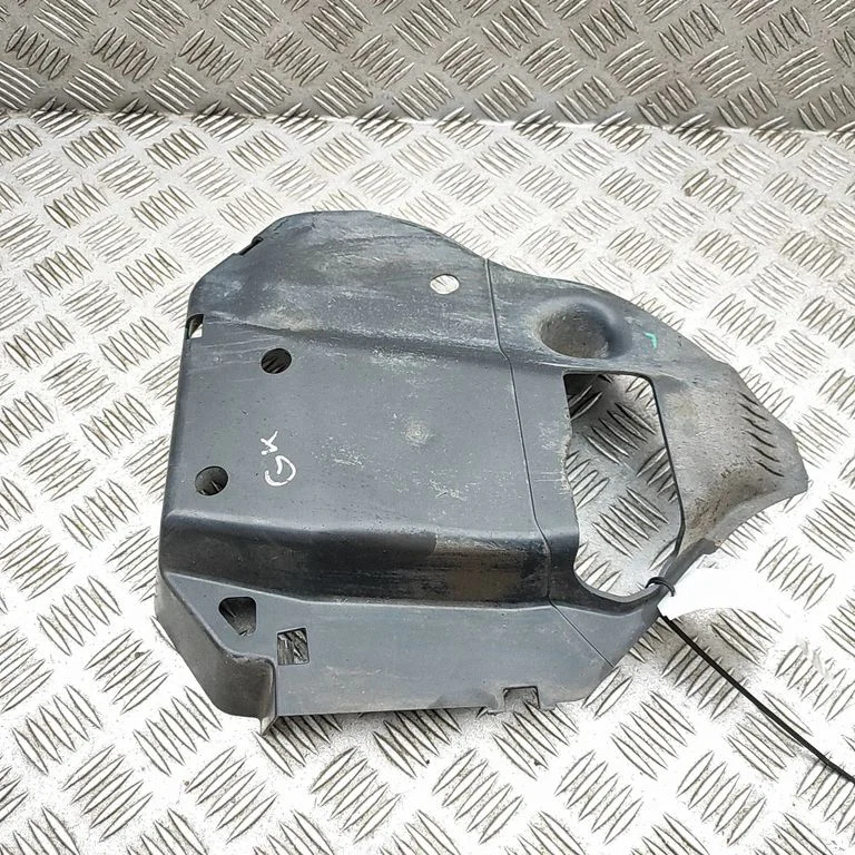 Rear underbody cover/under tray 9846802380