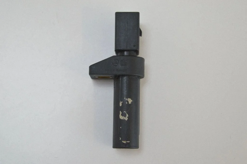 Crankshaft position sensor – Mercedes-Benz Sprinter W906 (2006-2018)