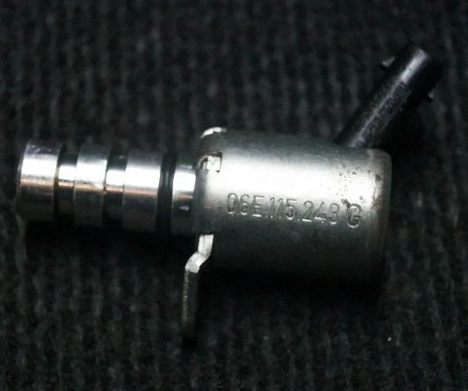 Crankshaft position sensor 06E155243G