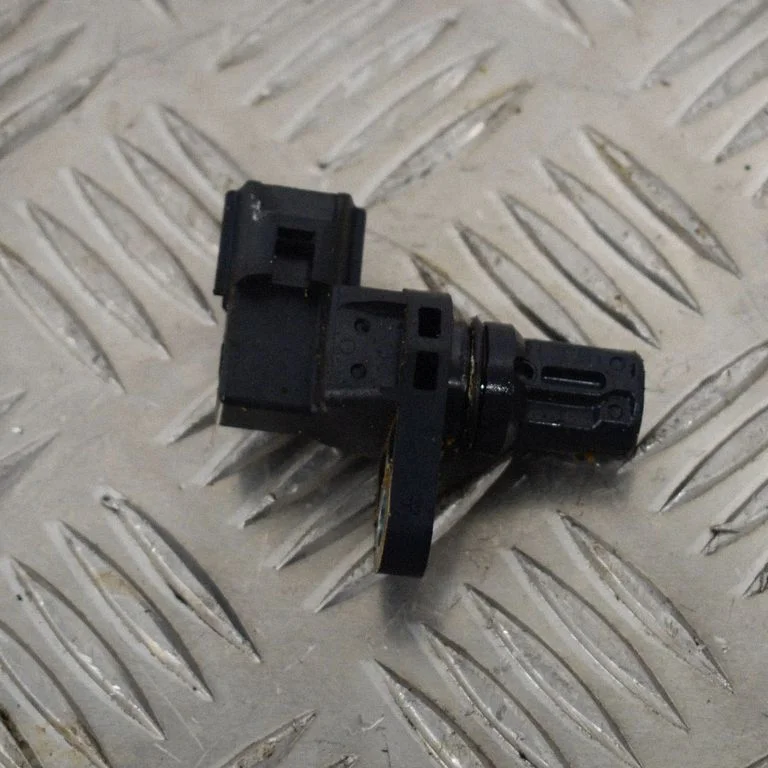 Crankshaft position sensor ZJ0118230 – Mazda 2 (2007-2014)