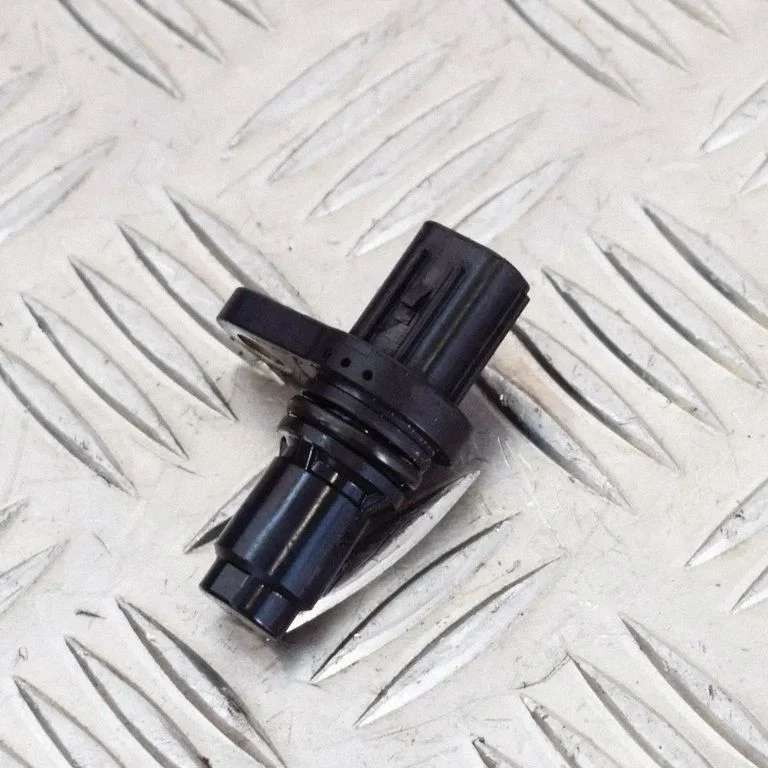 Kloķvārpstas stāvokļa devējs 047011N14
