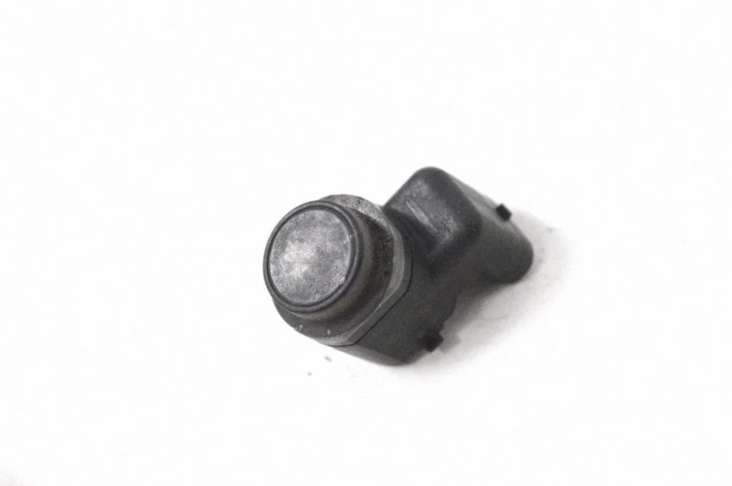 Parkošanās sensors PDC 9G9215K859EA
