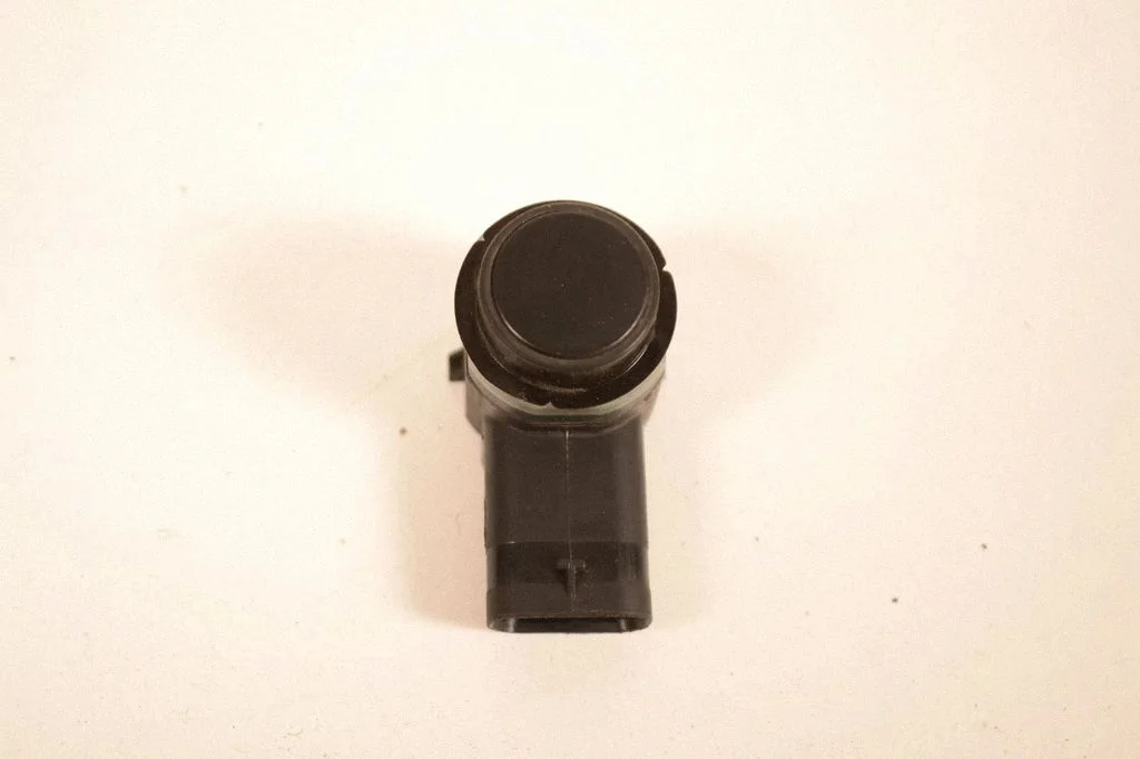 Parkošanās sensors PDC 9G9215K859AA