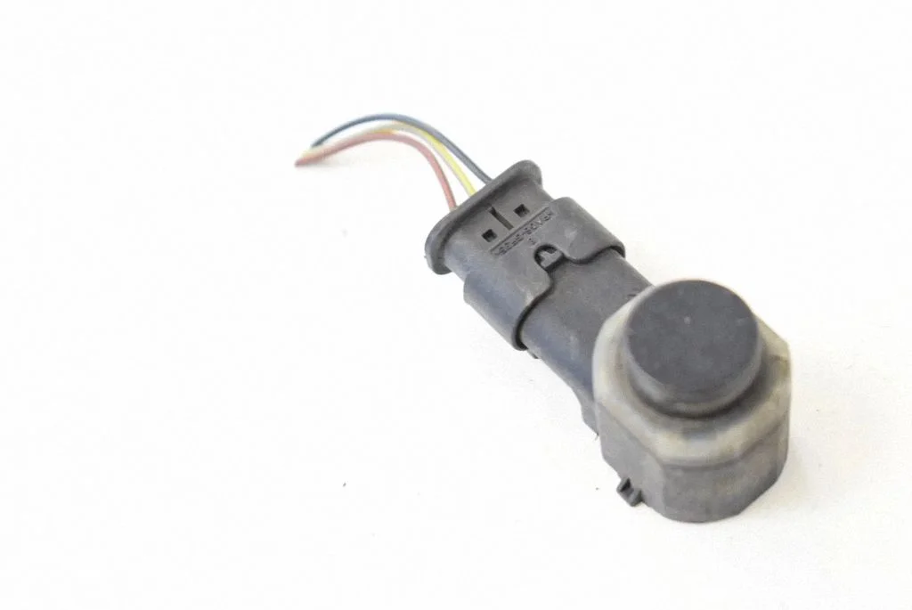 Parkošanās sensors PDC 9G9215K059DA