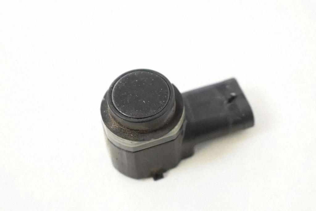 Parkošanās sensors PDC 9G9215K859AB