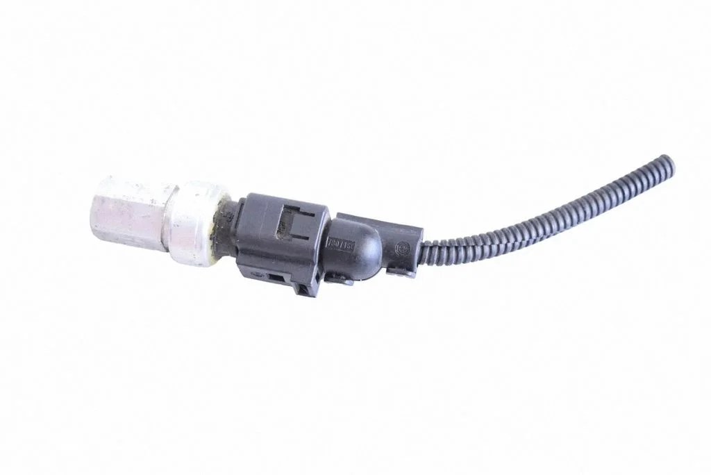 Air conditioning (A/C) pressure sensor – Porsche Cayenne (9PA) (2002-2010)