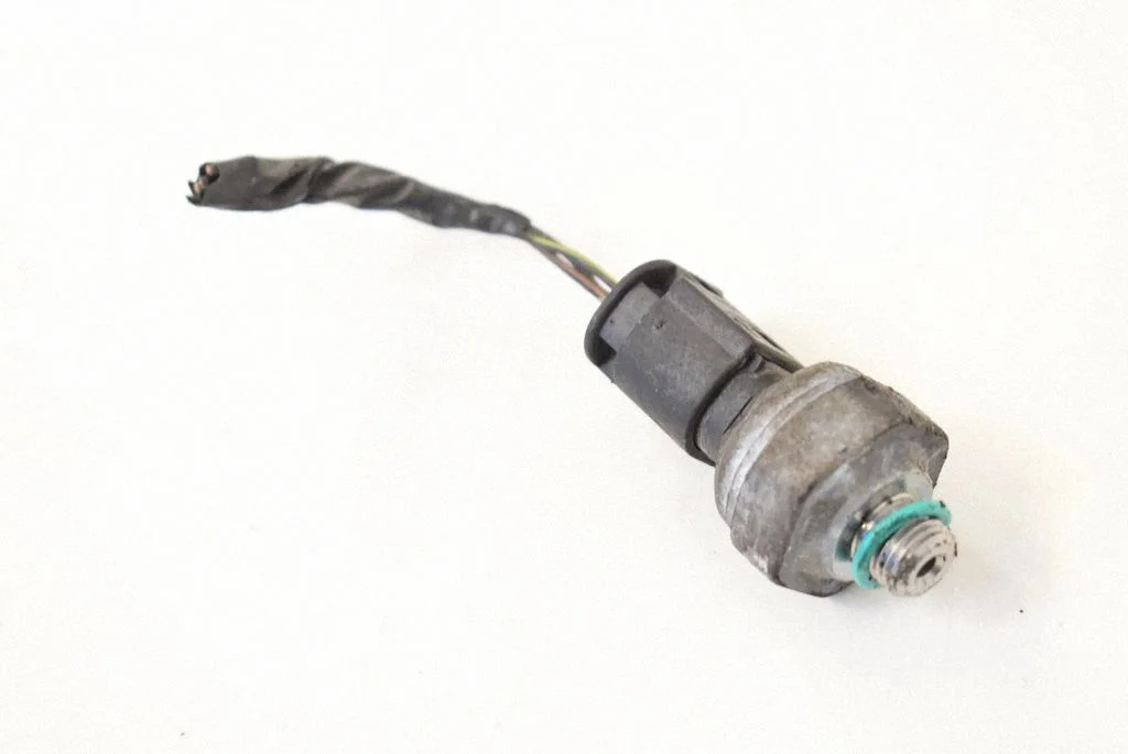 Air conditioning (A/C) pressure sensor – Mini Cooper Countryman R60 (2011-2016)
