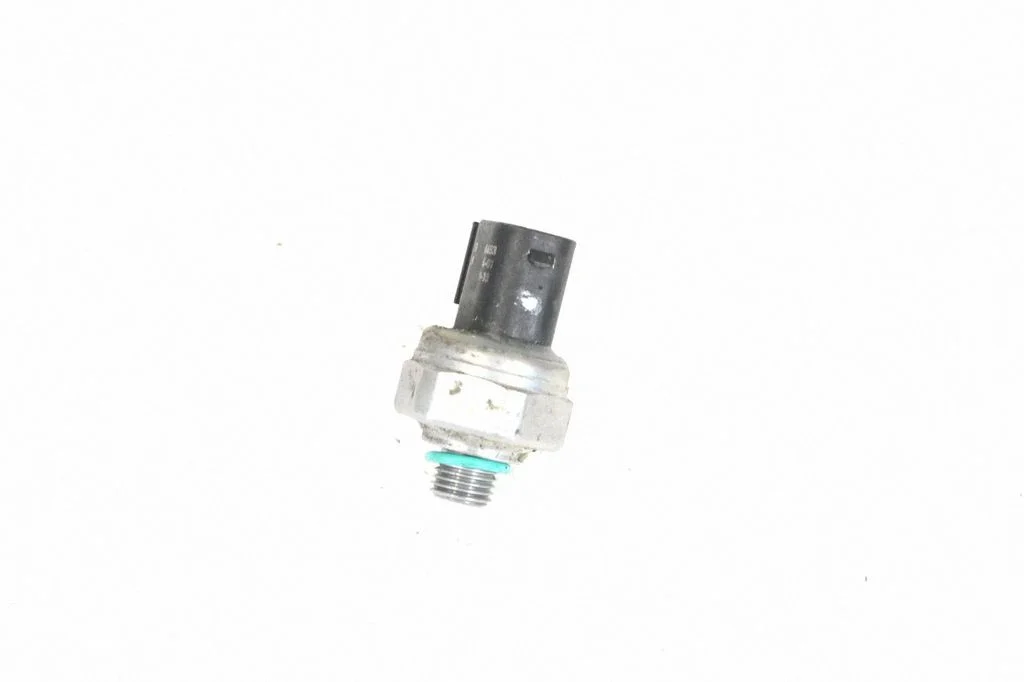 Air conditioning (A/C) pressure sensor – BMW i8 (2014-)