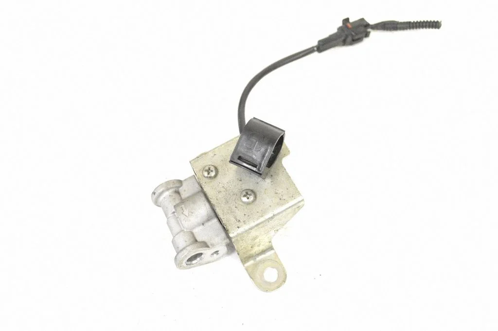 Kliimaseadme rõhuandur CAB382A001
