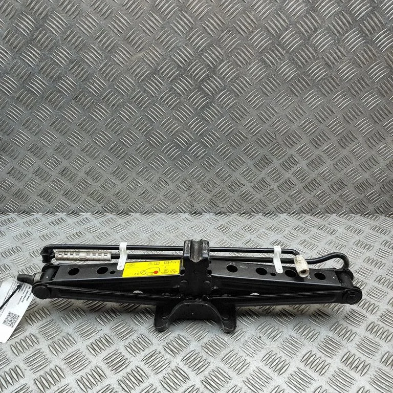 Domkrats CPLA17080AF