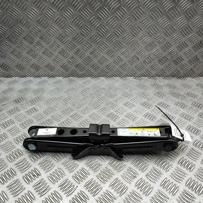 Lift Jack 8W0011031D