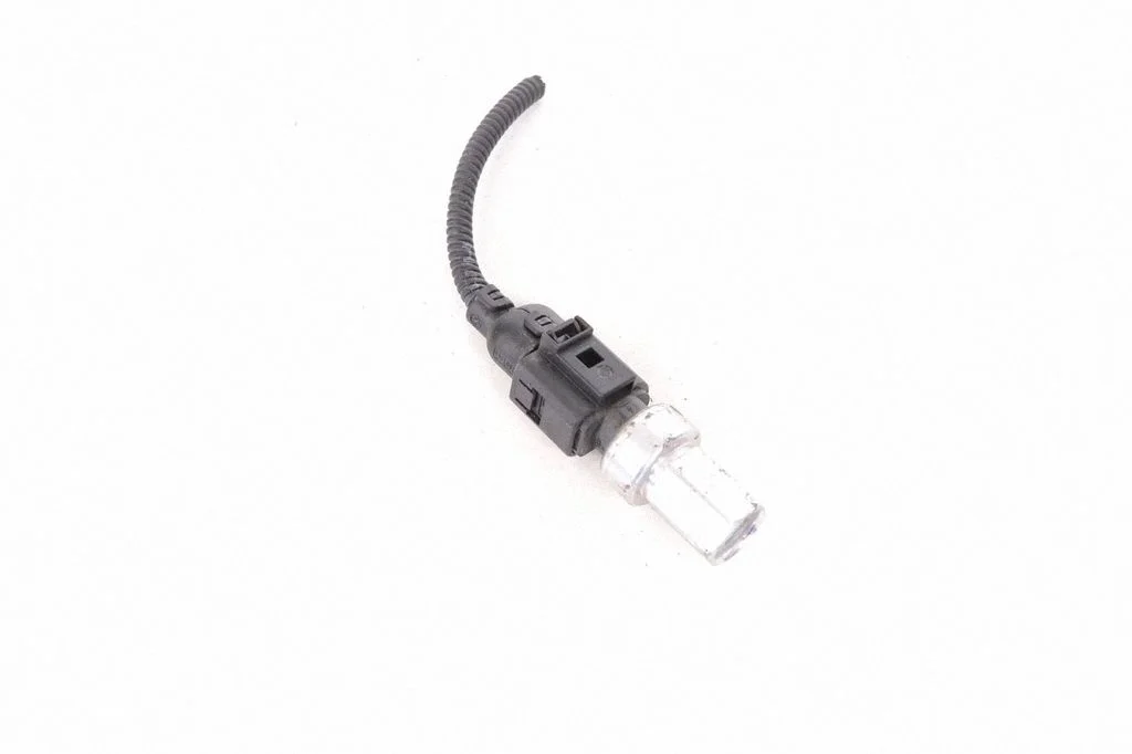 Air conditioning (A/C) pressure sensor – Audi Q7 4L (2005-2015)