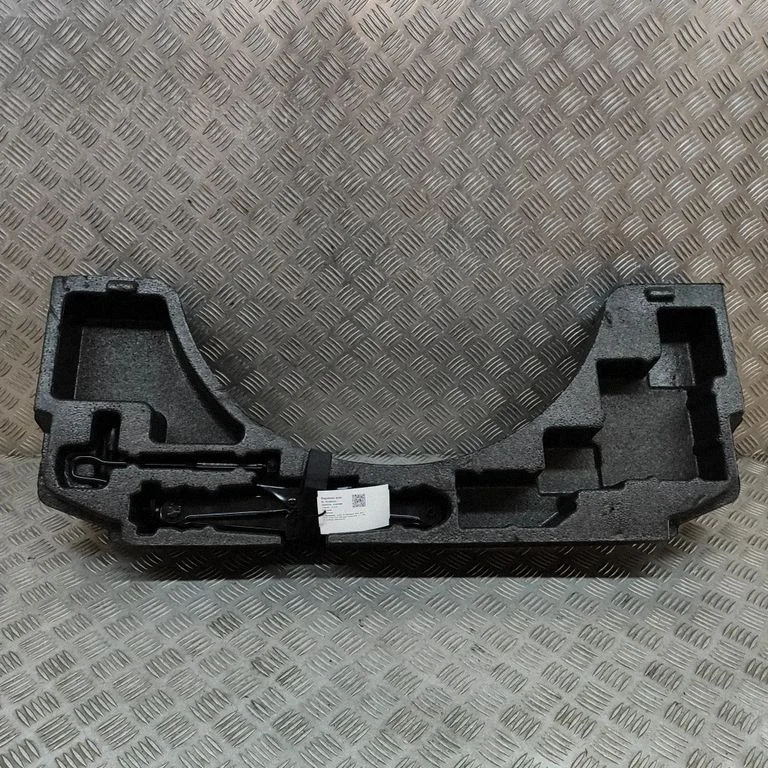 Domkrats 8V0011031B